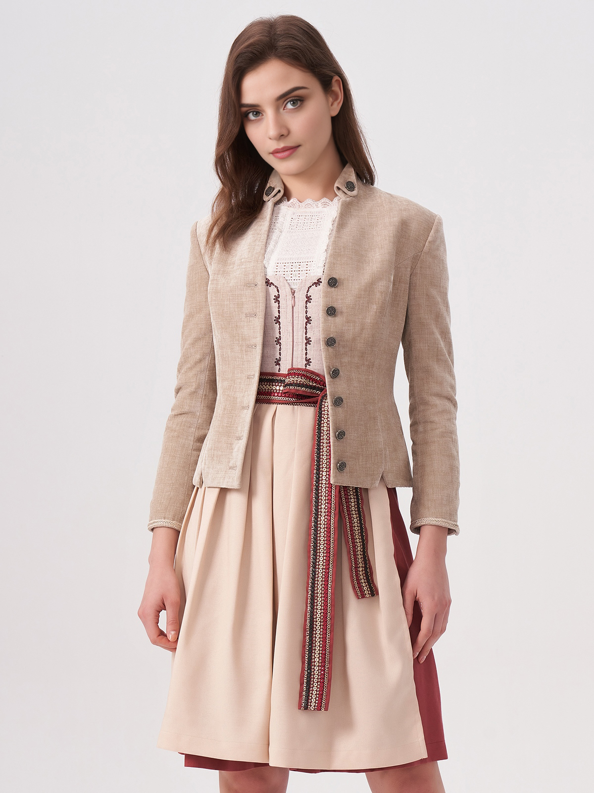 Modernes dunkel blaues Dirndl mit taillierter Silhouette