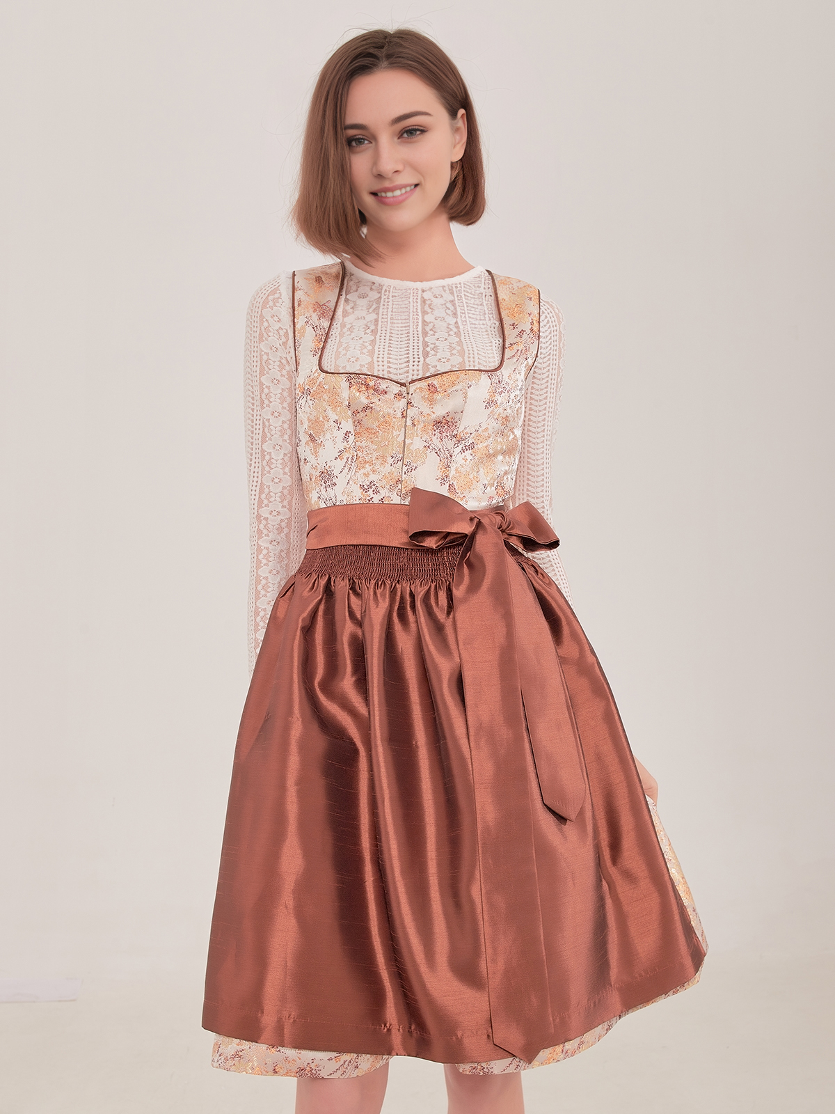 Dirndl Lila in eleganter Ausführung
