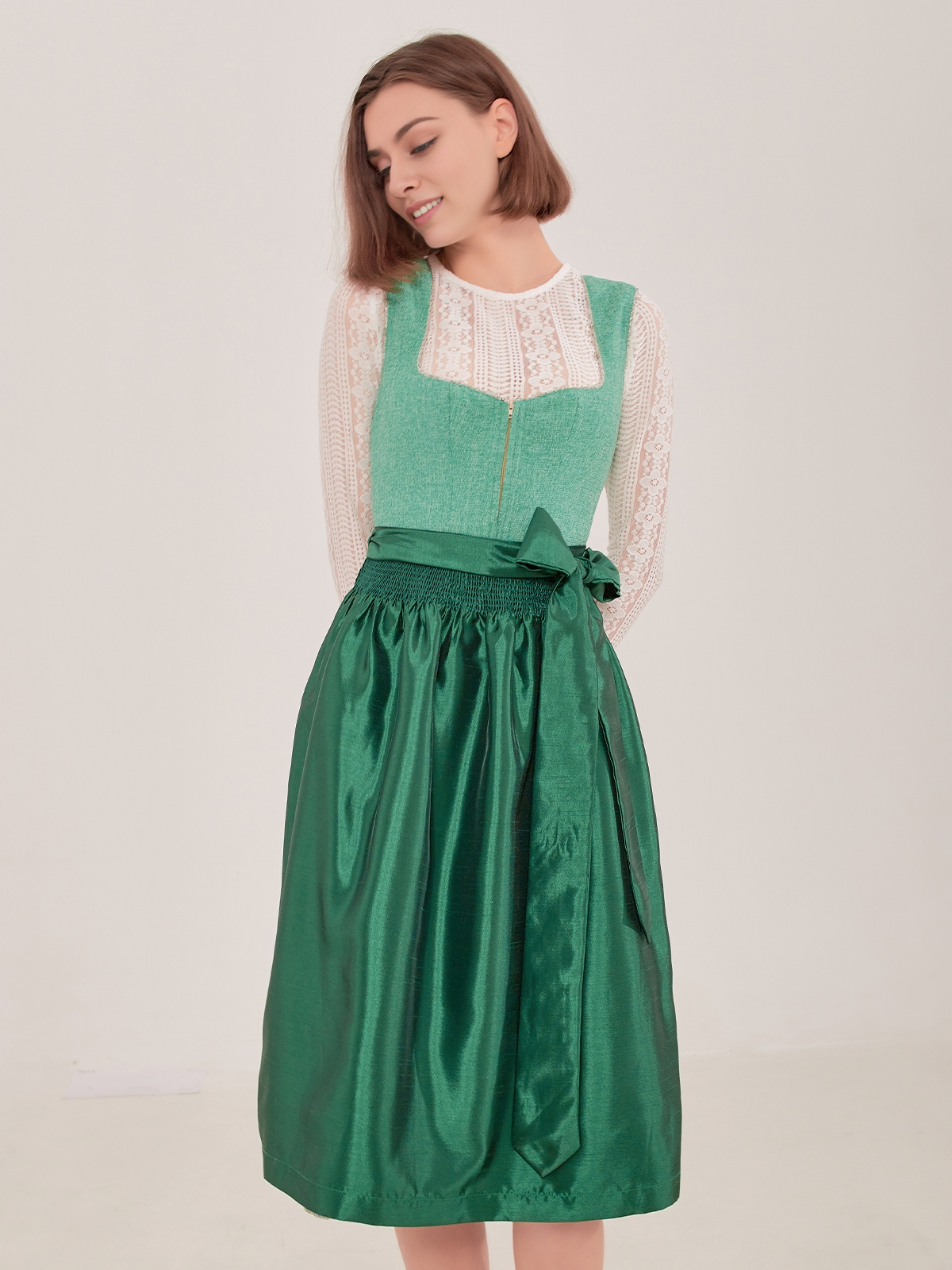 Dirndl in Blau – ein zeitloser Klassiker