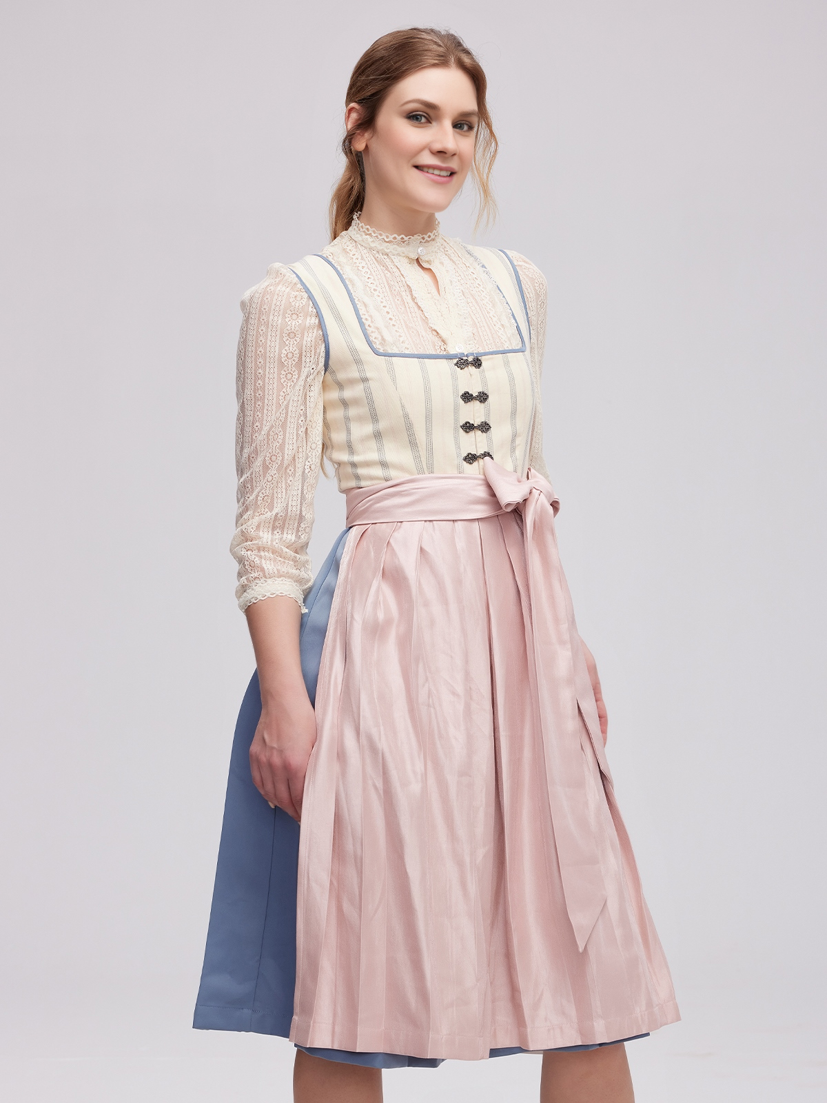 Dirndl Langarmbluse in Beige