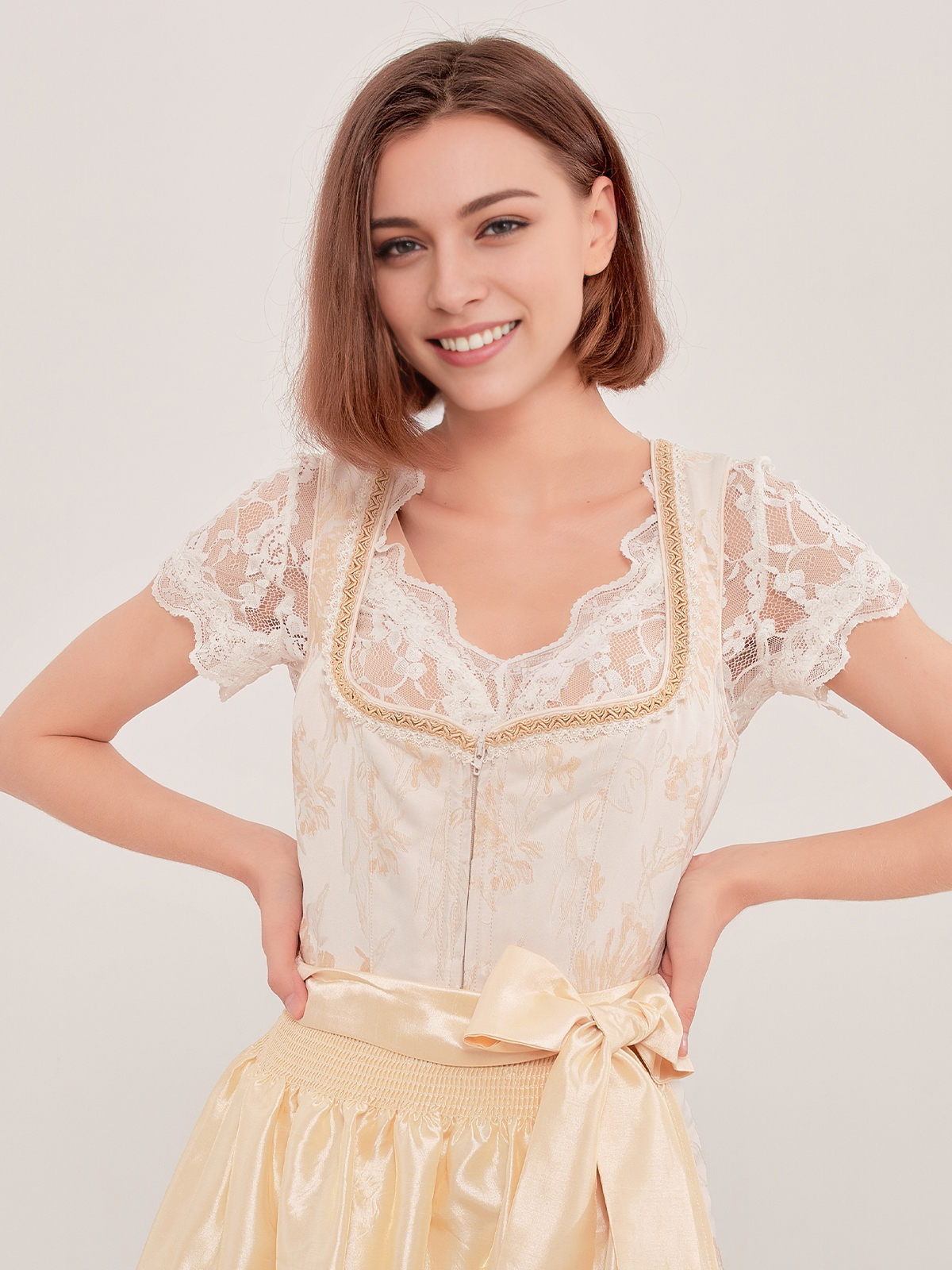 Langarm Dirndlbluse in Gelb