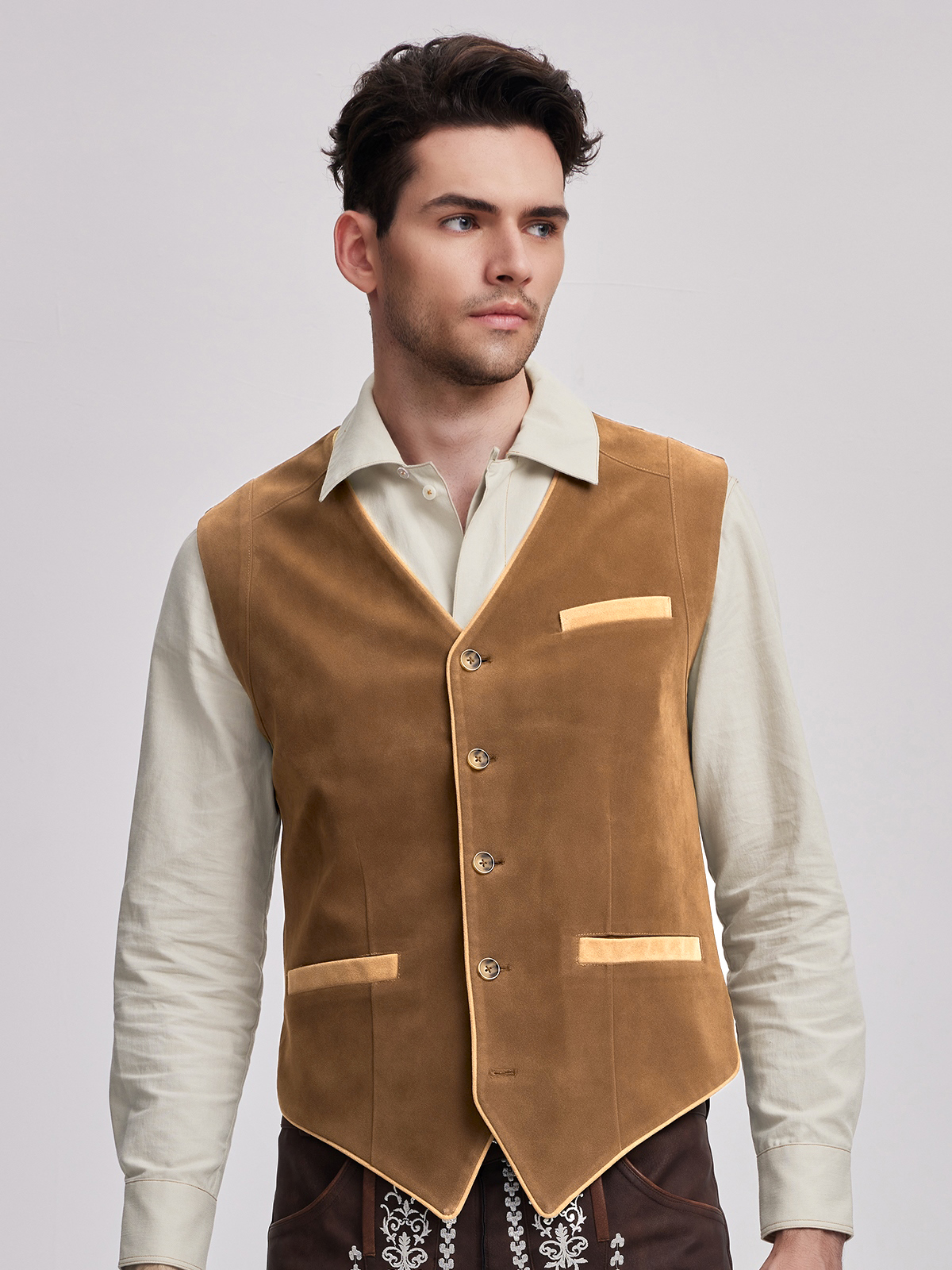 Dirndl in Gelb mit perfekter Passform