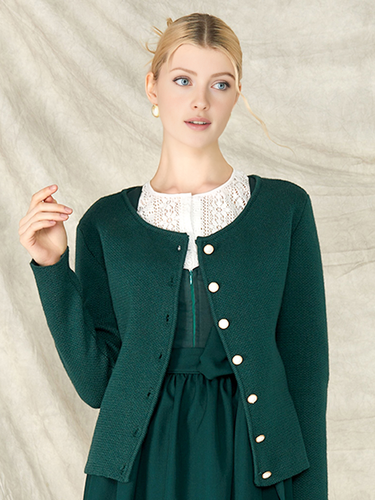 Klassisches Dirndl in Grün