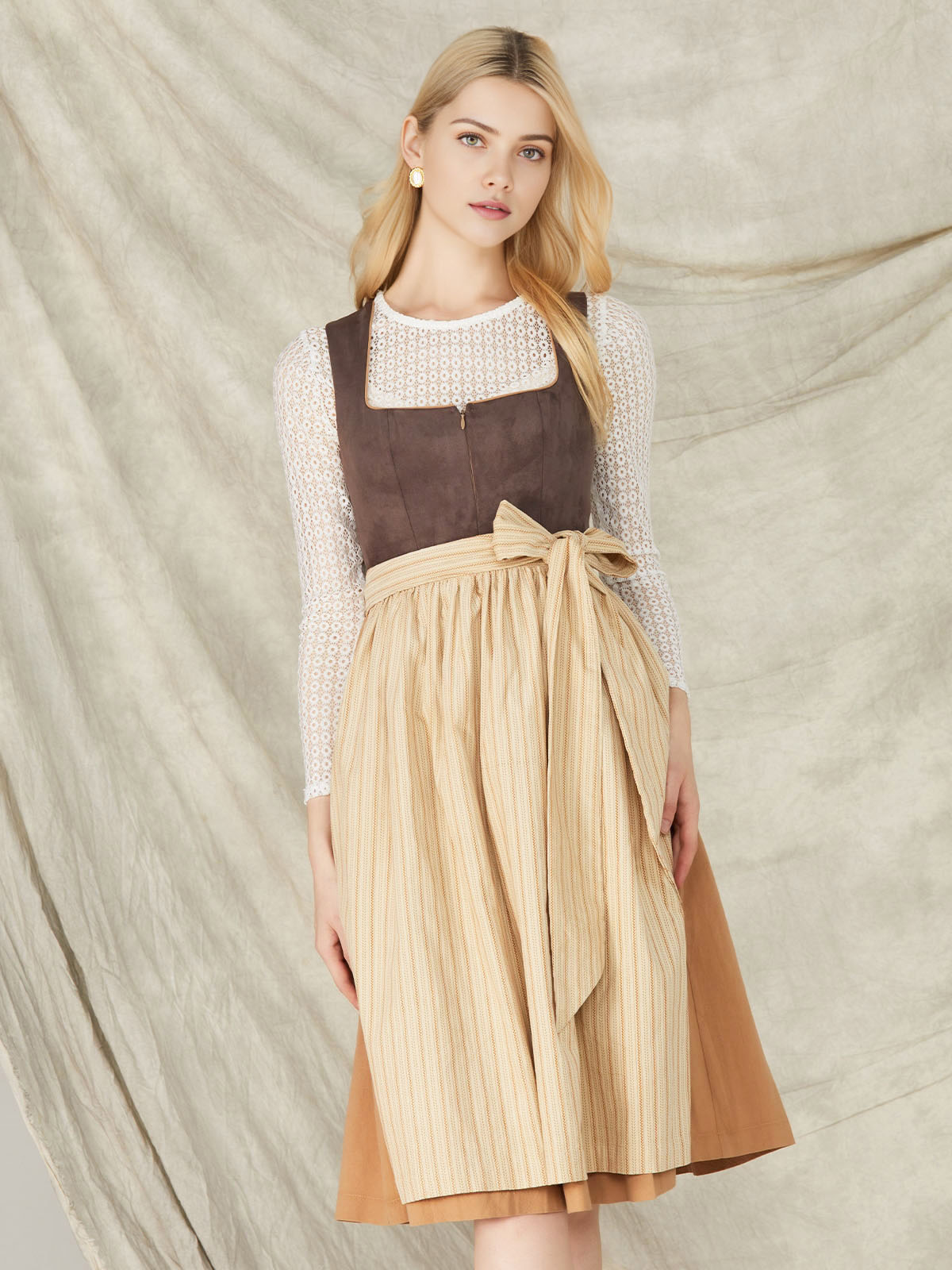 Dirndl Lindgrün in eleganter Ausführung