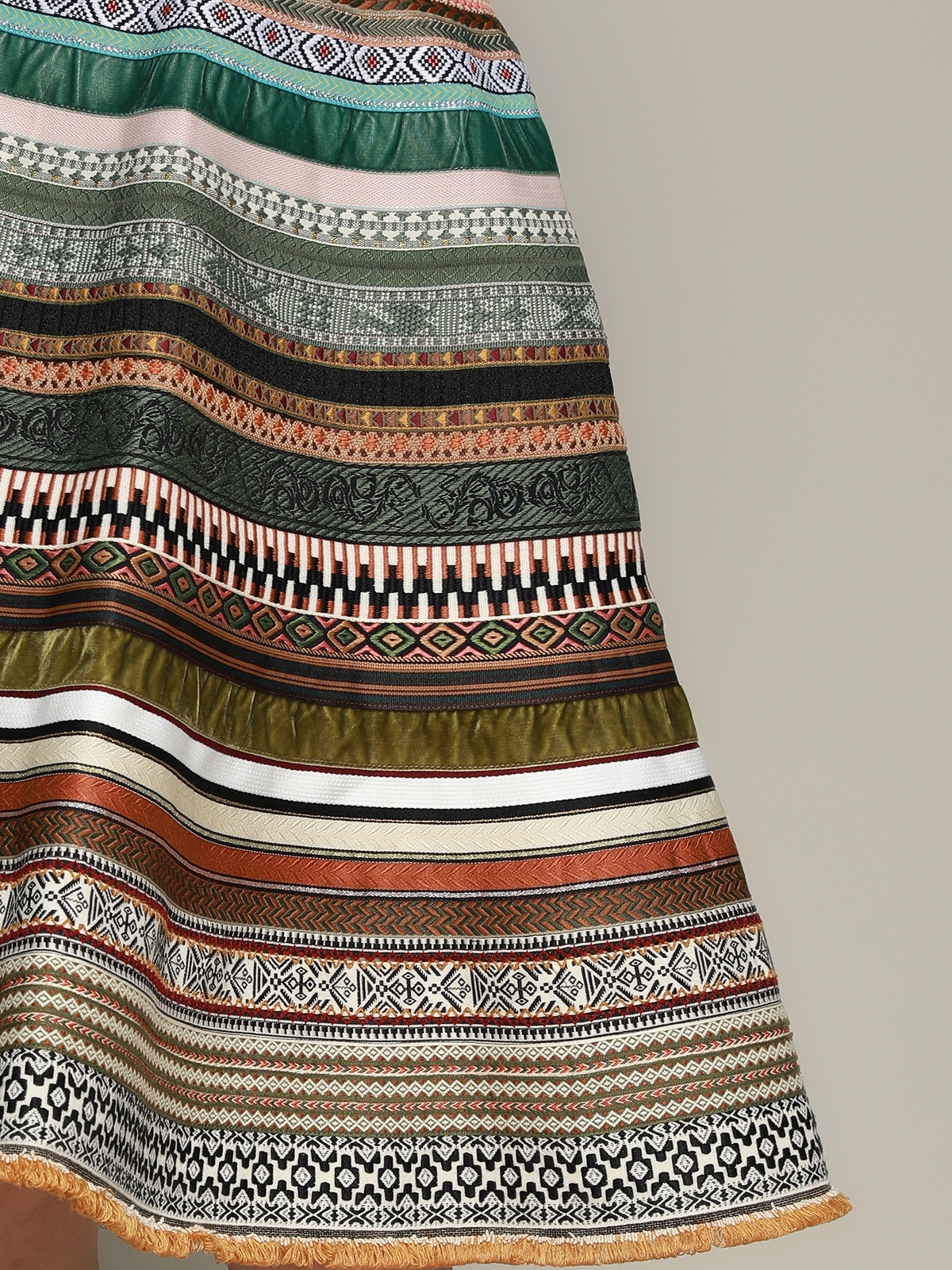 Romantik Symbol in Trachtenmode