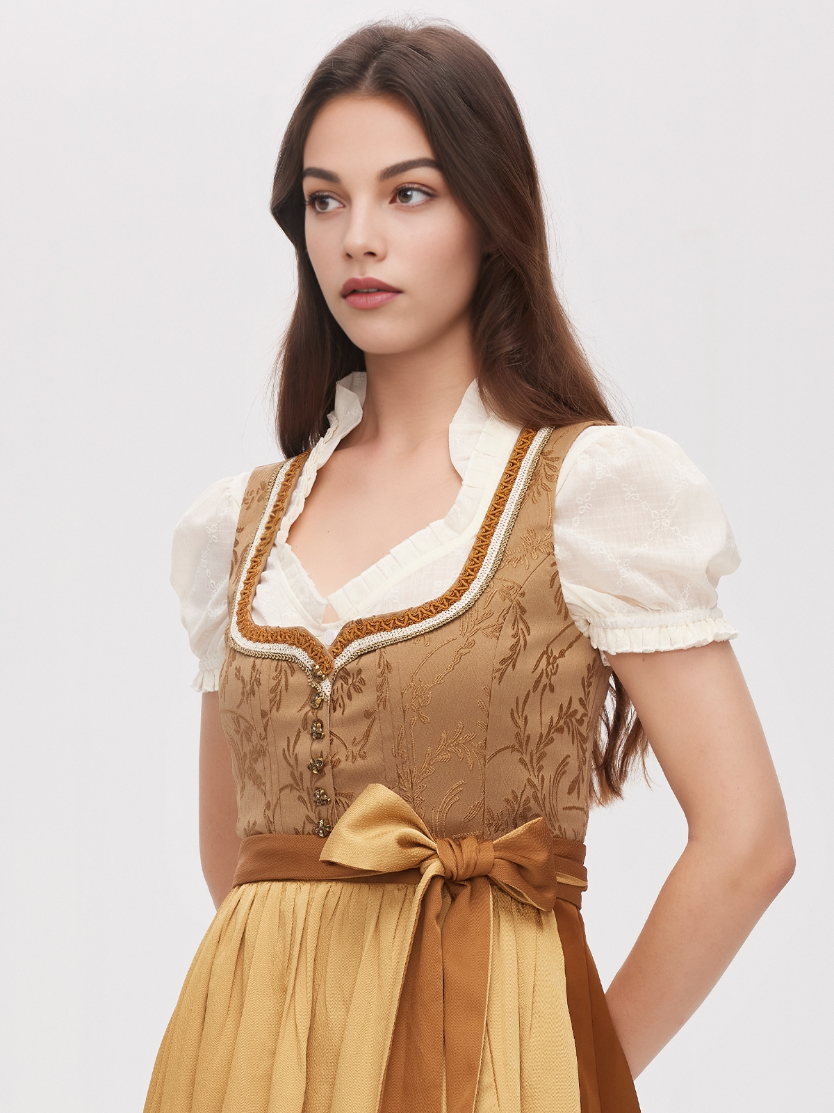 Dirndl in Gelb – Moderner Twist auf klassische Tracht