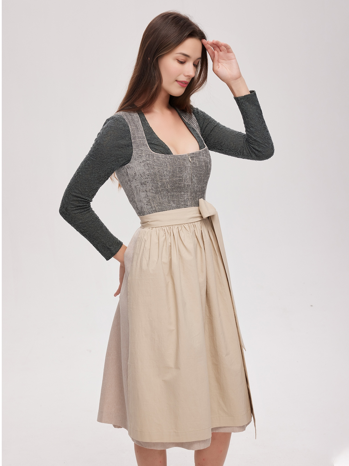 Dirndl in Rot – ein Blickfang auf jedem Fest