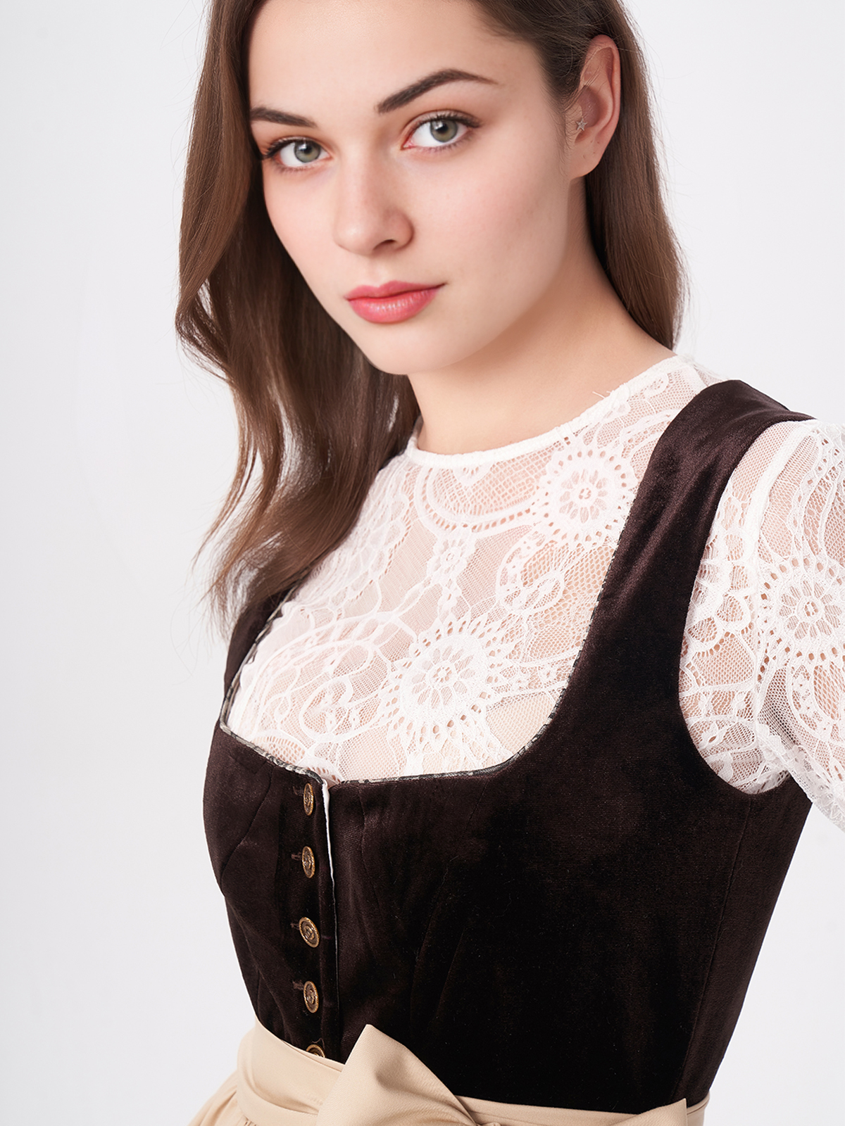Dirndl Aella in Braun – Eleganz trifft Tradition