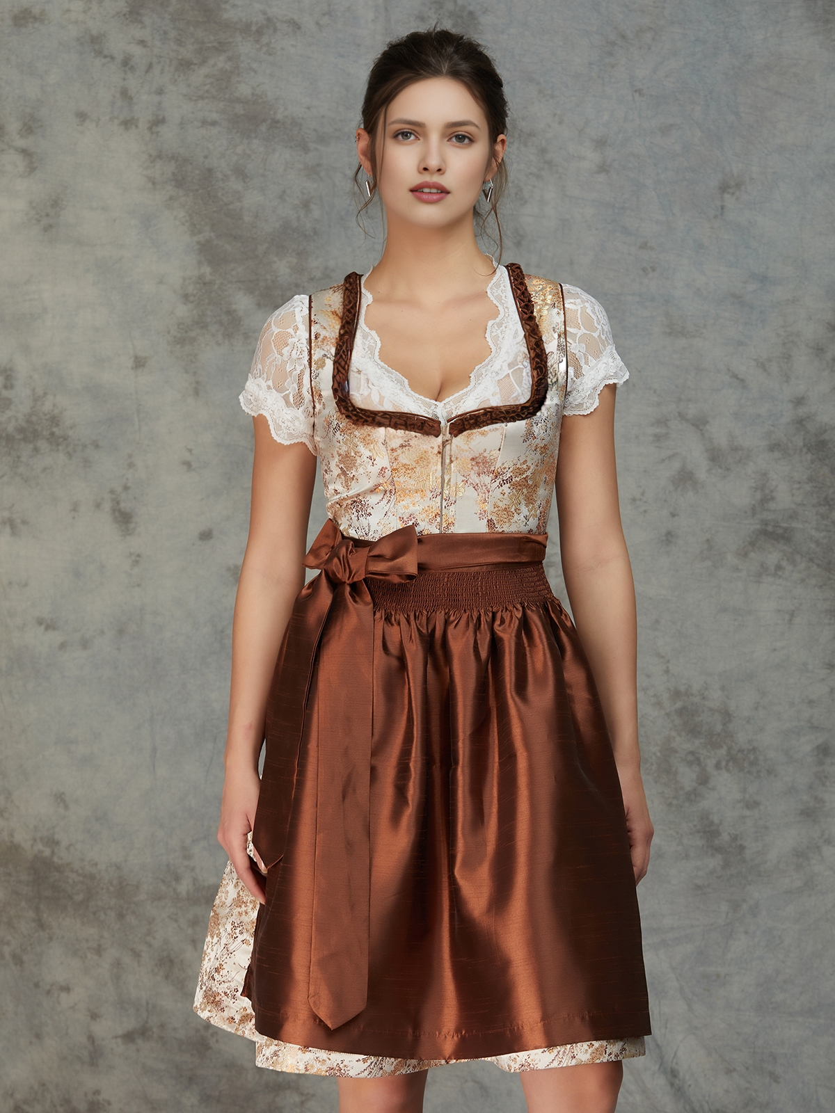 Modernes Ausschnitt Dirndl in Gelb