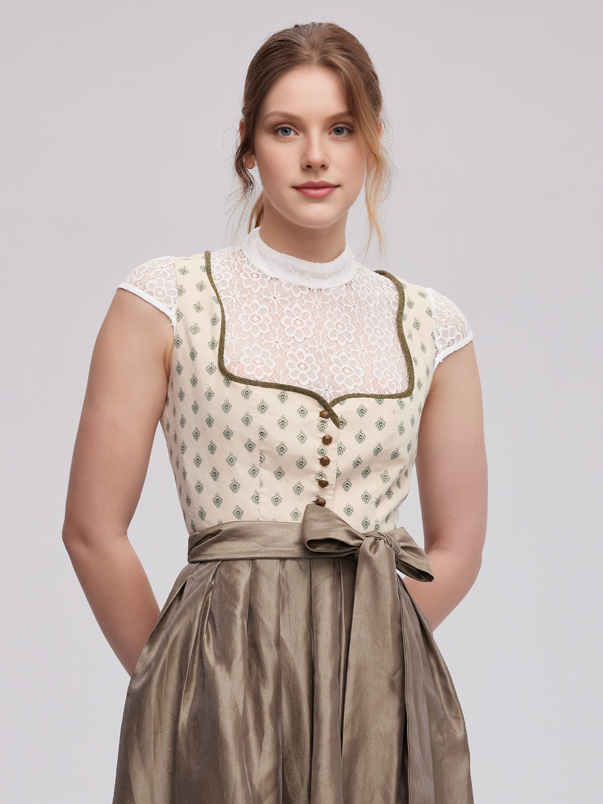 Dirndl in Braun und Beige