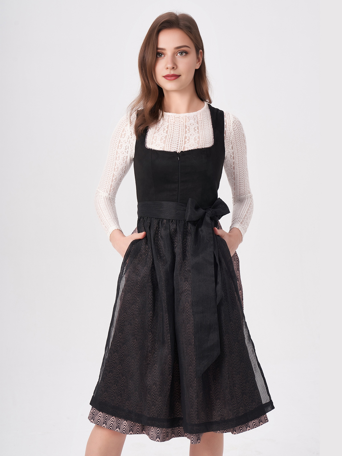 Braunes Dirndl in eleganter Ausführung