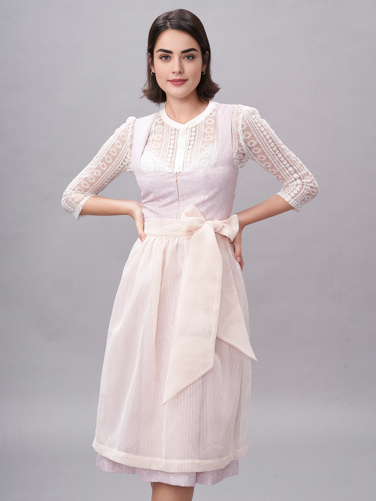 Stilvolles Dirndl in Rosa