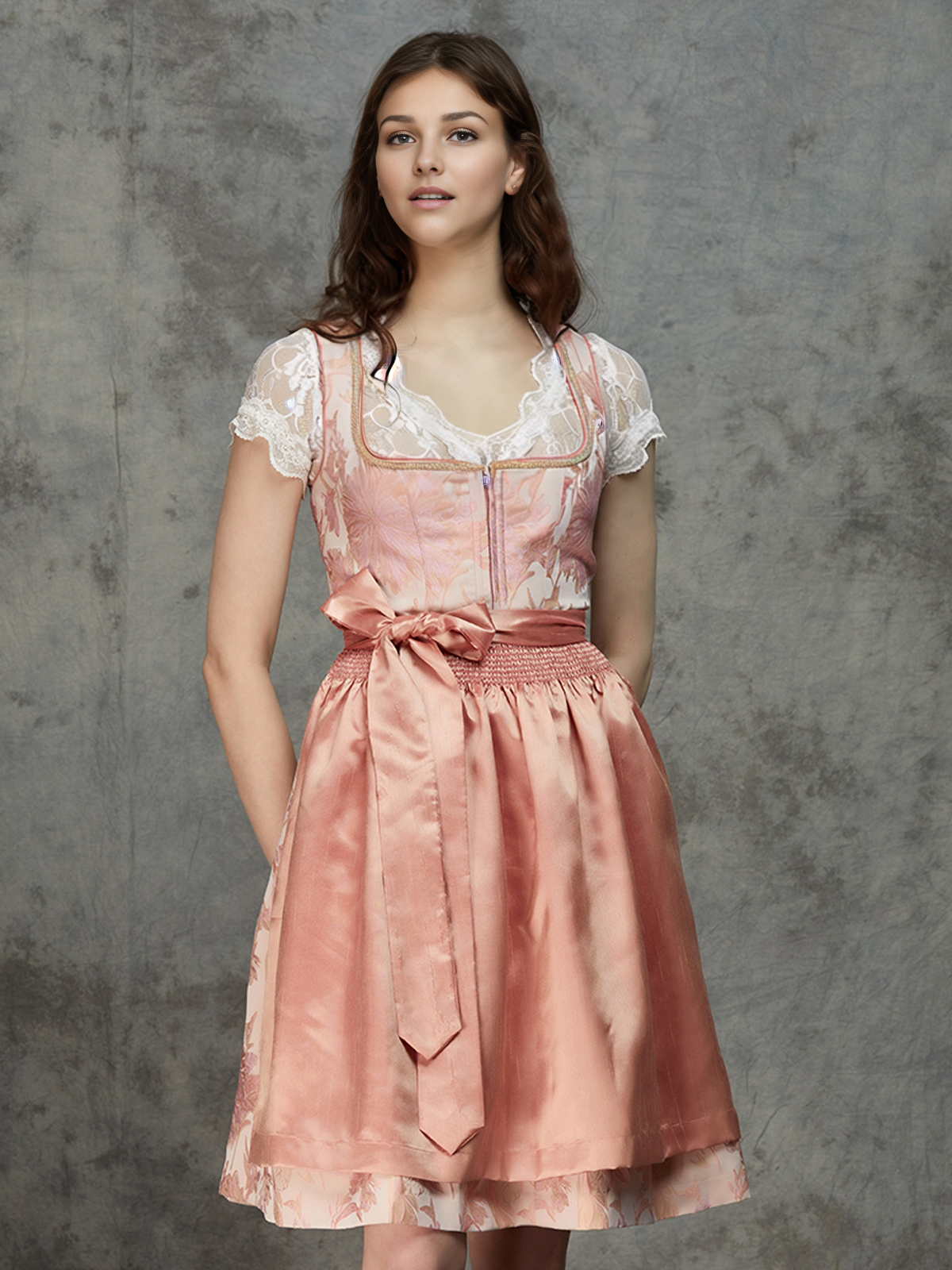 Dirndlbluse in Rosa mit traditionellem Schnitt